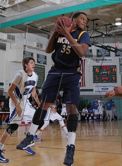 Thumbnail 3 in Palisades vs. JW North (MLK Showcase) photogallery.