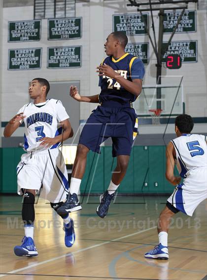 Thumbnail 1 in Palisades vs. JW North (MLK Showcase) photogallery.