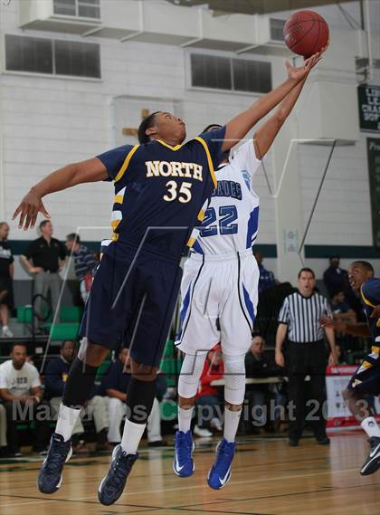 Thumbnail 3 in Palisades vs. JW North (MLK Showcase) photogallery.