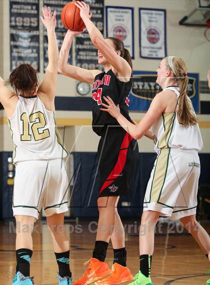 Thumbnail 1 in Rush-Henrietta vs. Hilton photogallery.