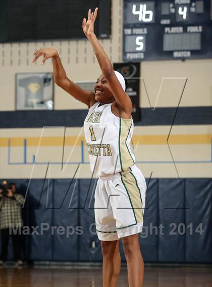 Thumbnail 2 in Rush-Henrietta vs. Hilton photogallery.