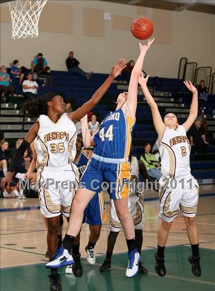 Thumbnail 1 in El Toro vs. Bishop's (So Cal Holiday Prep Classic) photogallery.