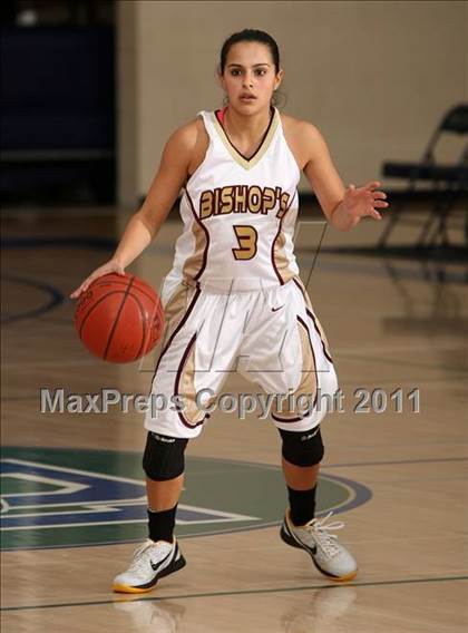 Thumbnail 2 in El Toro vs. Bishop's (So Cal Holiday Prep Classic) photogallery.