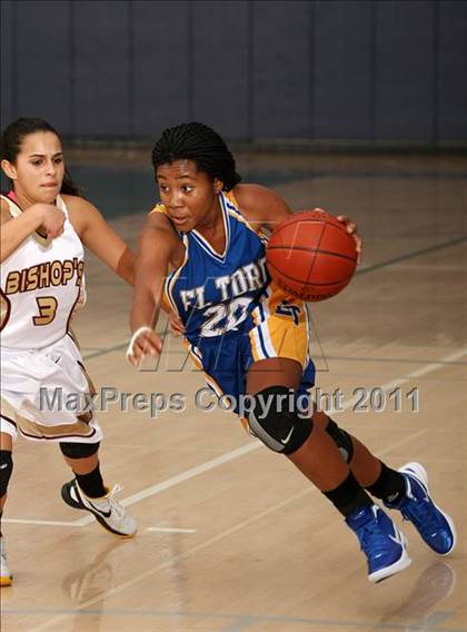 Thumbnail 2 in El Toro vs. Bishop's (So Cal Holiday Prep Classic) photogallery.