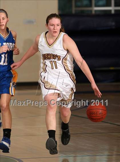 Thumbnail 3 in El Toro vs. Bishop's (So Cal Holiday Prep Classic) photogallery.