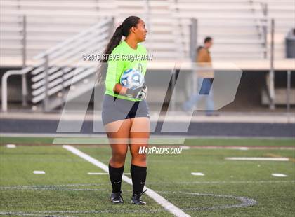 Thumbnail 3 in Juan Diego Catholic vs Snow Canyon (UHSAA 3A Semifinal) photogallery.