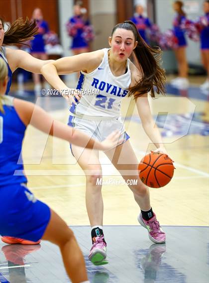 Thumbnail 3 in Carroll @ Hamilton Southeastern photogallery.