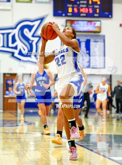Thumbnail 1 in Carroll @ Hamilton Southeastern photogallery.