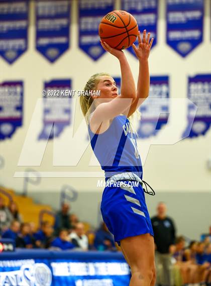 Thumbnail 3 in Carroll @ Hamilton Southeastern photogallery.