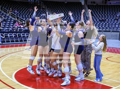 Thumbnail 2 in Bushland vs. Goliad (UIL 3A D1 Volleyball Final Medal Ceremony) photogallery.