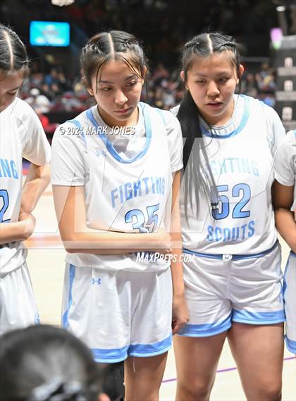 Thumbnail 3 in Monument Valley vs. Window Rock (AIA 3A Quarterfinal) photogallery.