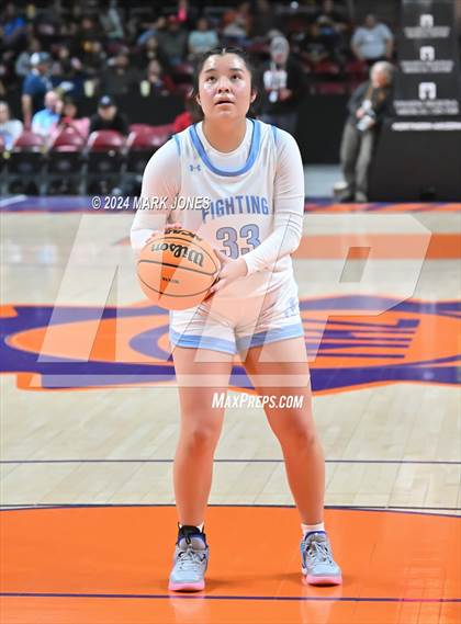 Thumbnail 2 in Monument Valley vs. Window Rock (AIA 3A Quarterfinal) photogallery.