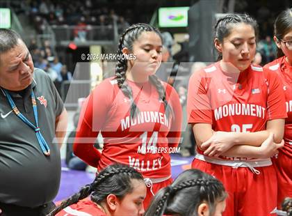 Thumbnail 3 in Monument Valley vs. Window Rock (AIA 3A Quarterfinal) photogallery.