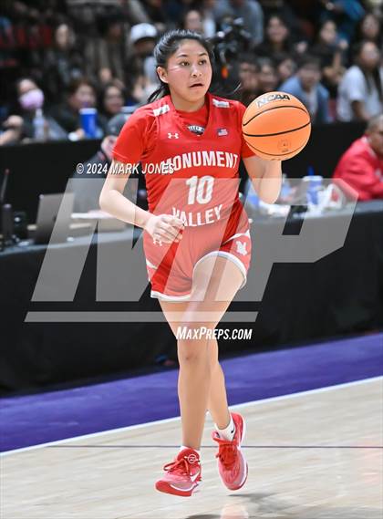 Thumbnail 1 in Monument Valley vs. Window Rock (AIA 3A Quarterfinal) photogallery.
