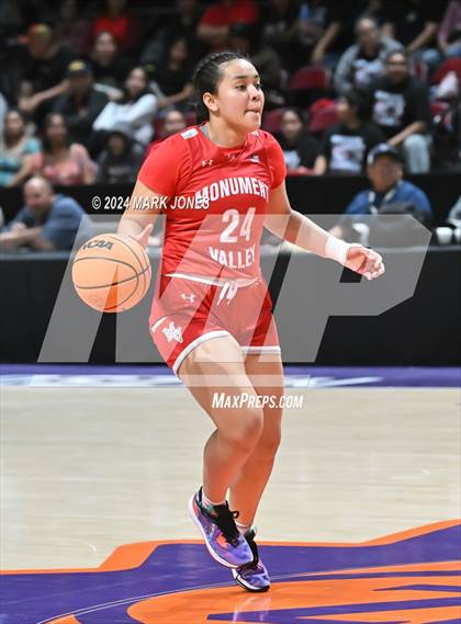 Thumbnail 1 in Monument Valley vs. Window Rock (AIA 3A Quarterfinal) photogallery.