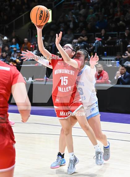 Thumbnail 2 in Monument Valley vs. Window Rock (AIA 3A Quarterfinal) photogallery.