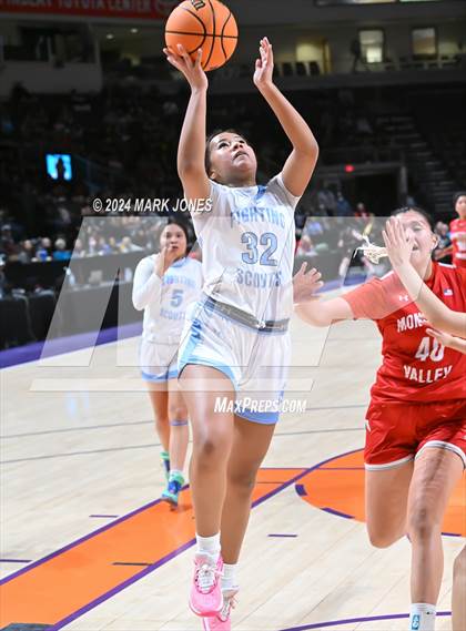 Thumbnail 3 in Monument Valley vs. Window Rock (AIA 3A Quarterfinal) photogallery.