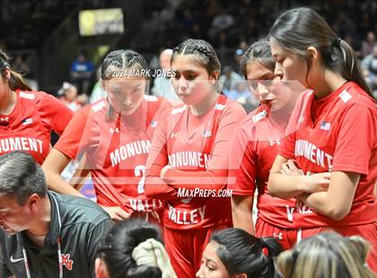 Thumbnail 2 in Monument Valley vs. Window Rock (AIA 3A Quarterfinal) photogallery.