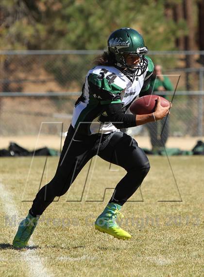 Thumbnail 2 in Big Bear vs. Twentynine Palms photogallery.