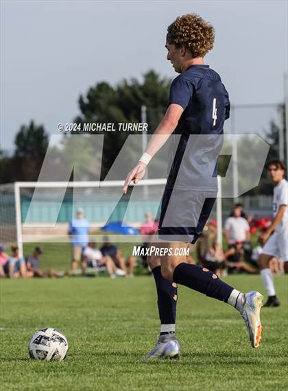 Thumbnail 3 in Sandpoint vs Lake City photogallery.