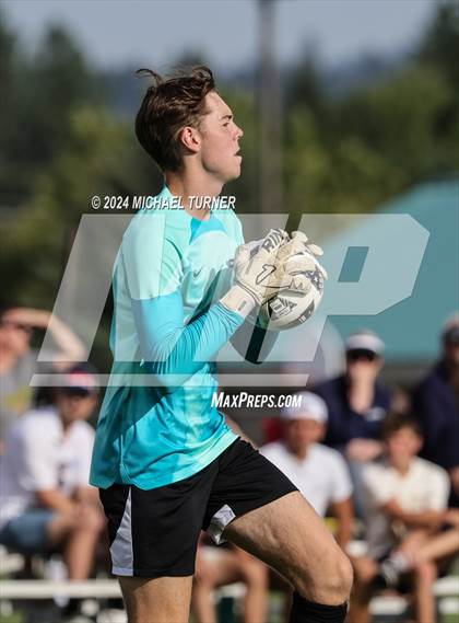 Thumbnail 2 in Sandpoint vs Lake City photogallery.