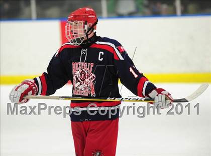 Thumbnail 3 in Rockville/Manchester/Stafford vs. Northwest Catholic (CIAC Division 3 First Round) photogallery.
