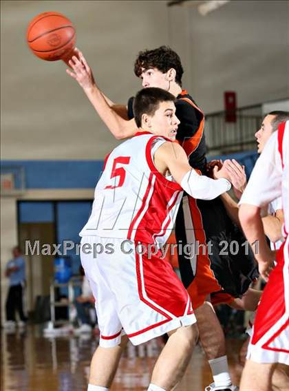 Thumbnail 3 in Powell vs Halls (Kroger Thanksgiving Classic) photogallery.