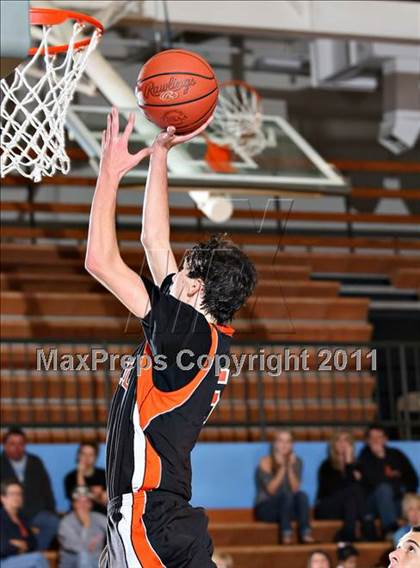 Thumbnail 2 in Powell vs Halls (Kroger Thanksgiving Classic) photogallery.