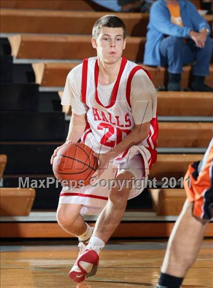 Thumbnail 3 in Powell vs Halls (Kroger Thanksgiving Classic) photogallery.