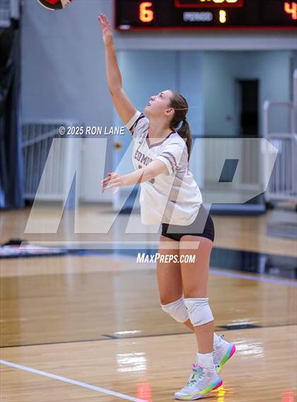 Thumbnail 3 in Edmond Memorial @ Mustang photogallery.
