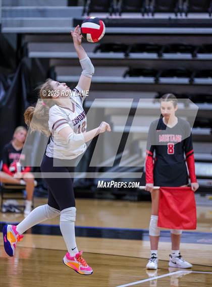 Thumbnail 2 in Edmond Memorial @ Mustang photogallery.
