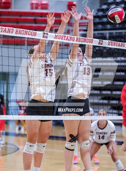 Thumbnail 2 in Edmond Memorial @ Mustang photogallery.
