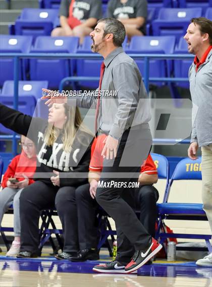 Thumbnail 3 in Kerens vs. Axtell (UIL 2A D1 Bi-District Playoff) photogallery.
