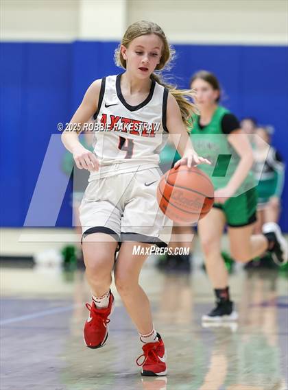 Thumbnail 1 in Kerens vs. Axtell (UIL 2A D1 Bi-District Playoff) photogallery.