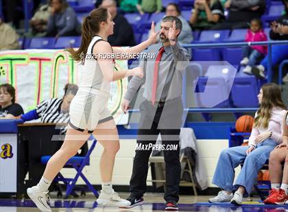 Thumbnail 2 in Kerens vs. Axtell (UIL 2A D1 Bi-District Playoff) photogallery.