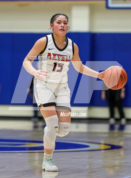 Thumbnail 3 in Kerens vs. Axtell (UIL 2A D1 Bi-District Playoff) photogallery.