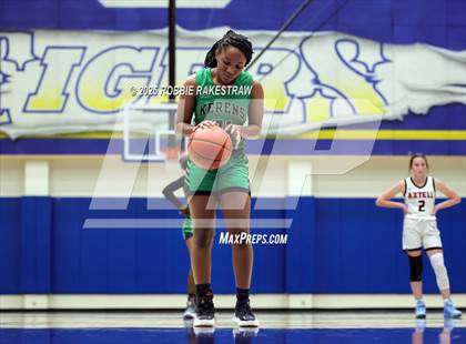 Thumbnail 3 in Kerens vs. Axtell (UIL 2A D1 Bi-District Playoff) photogallery.
