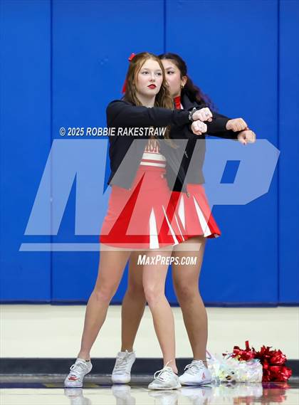 Thumbnail 3 in Kerens vs. Axtell (UIL 2A D1 Bi-District Playoff) photogallery.