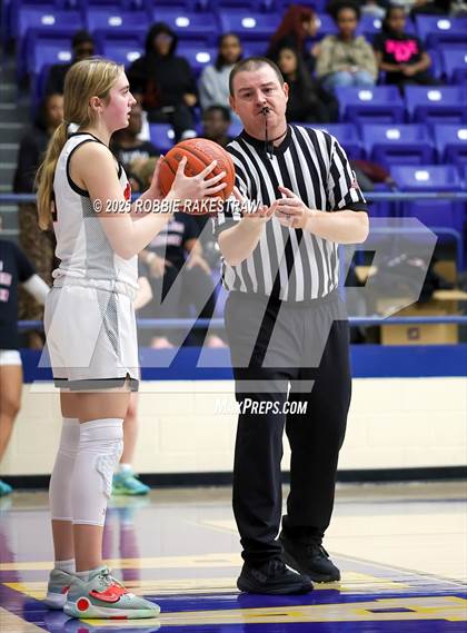 Thumbnail 2 in Kerens vs. Axtell (UIL 2A D1 Bi-District Playoff) photogallery.