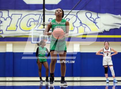Thumbnail 1 in Kerens vs. Axtell (UIL 2A D1 Bi-District Playoff) photogallery.