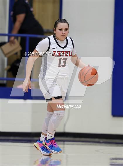 Thumbnail 2 in Kerens vs. Axtell (UIL 2A D1 Bi-District Playoff) photogallery.