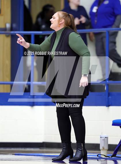 Thumbnail 3 in Kerens vs. Axtell (UIL 2A D1 Bi-District Playoff) photogallery.