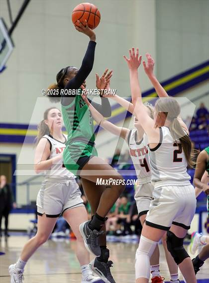 Thumbnail 1 in Kerens vs. Axtell (UIL 2A D1 Bi-District Playoff) photogallery.