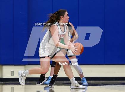 Thumbnail 1 in Kerens vs. Axtell (UIL 2A D1 Bi-District Playoff) photogallery.