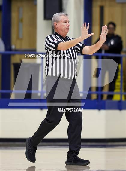 Thumbnail 1 in Kerens vs. Axtell (UIL 2A D1 Bi-District Playoff) photogallery.