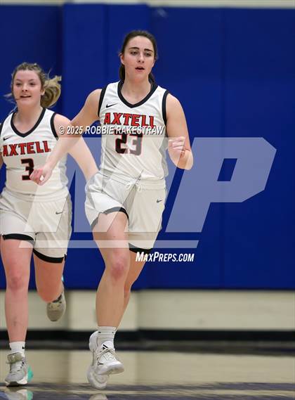 Thumbnail 3 in Kerens vs. Axtell (UIL 2A D1 Bi-District Playoff) photogallery.