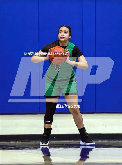 Thumbnail 3 in Kerens vs. Axtell (UIL 2A D1 Bi-District Playoff) photogallery.