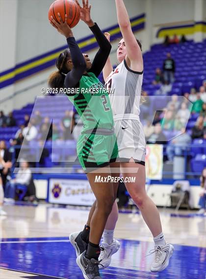 Thumbnail 3 in Kerens vs. Axtell (UIL 2A D1 Bi-District Playoff) photogallery.