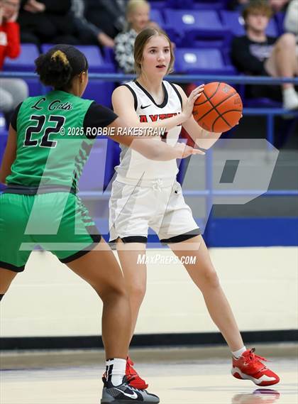 Thumbnail 3 in Kerens vs. Axtell (UIL 2A D1 Bi-District Playoff) photogallery.