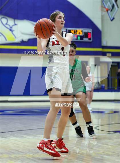 Thumbnail 1 in Kerens vs. Axtell (UIL 2A D1 Bi-District Playoff) photogallery.